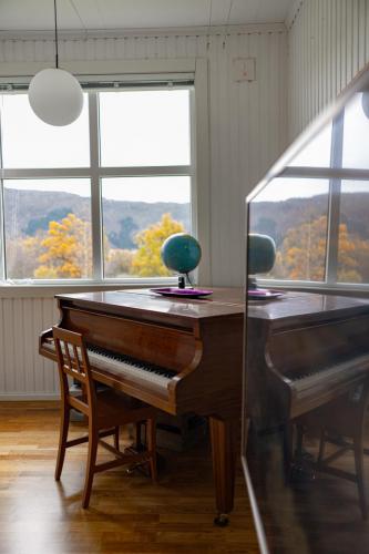 052 – Espevik Studios-04300