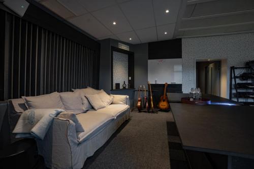 078 – Espevik Studios-03615